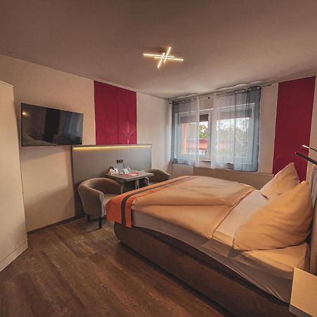 Pension Rüssel-Pub Sangerhausen Habitación foto